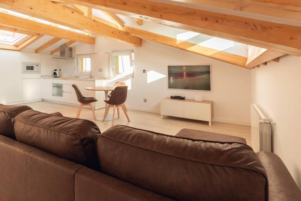 Apto. Central - Newly Refurbished! Santander Eksteriør billede